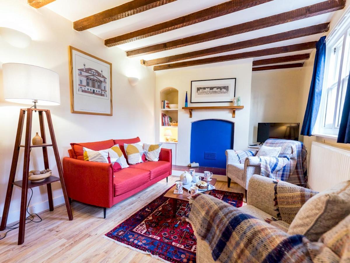 Pass The Keys Cosy 2 Bedroom Victorian Cottage 勒德洛 外观 照片